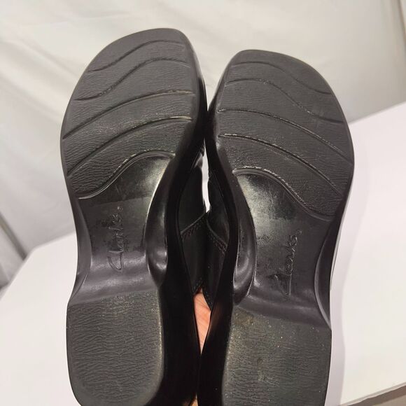 Clarks Black Leather Clogs Womens Size 8 Slip On Heels Mules - Picture 6 of 6